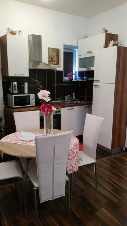 Apartment Ines Спліт Екстер'єр фото